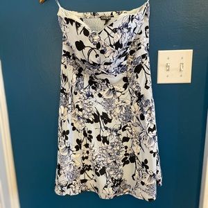 Strapeless floral dress